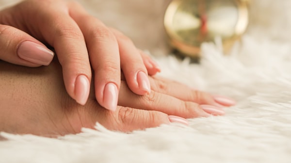 Basic Nail Paint on Both Hands