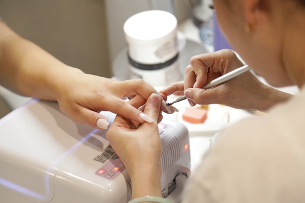 Signature Manicure